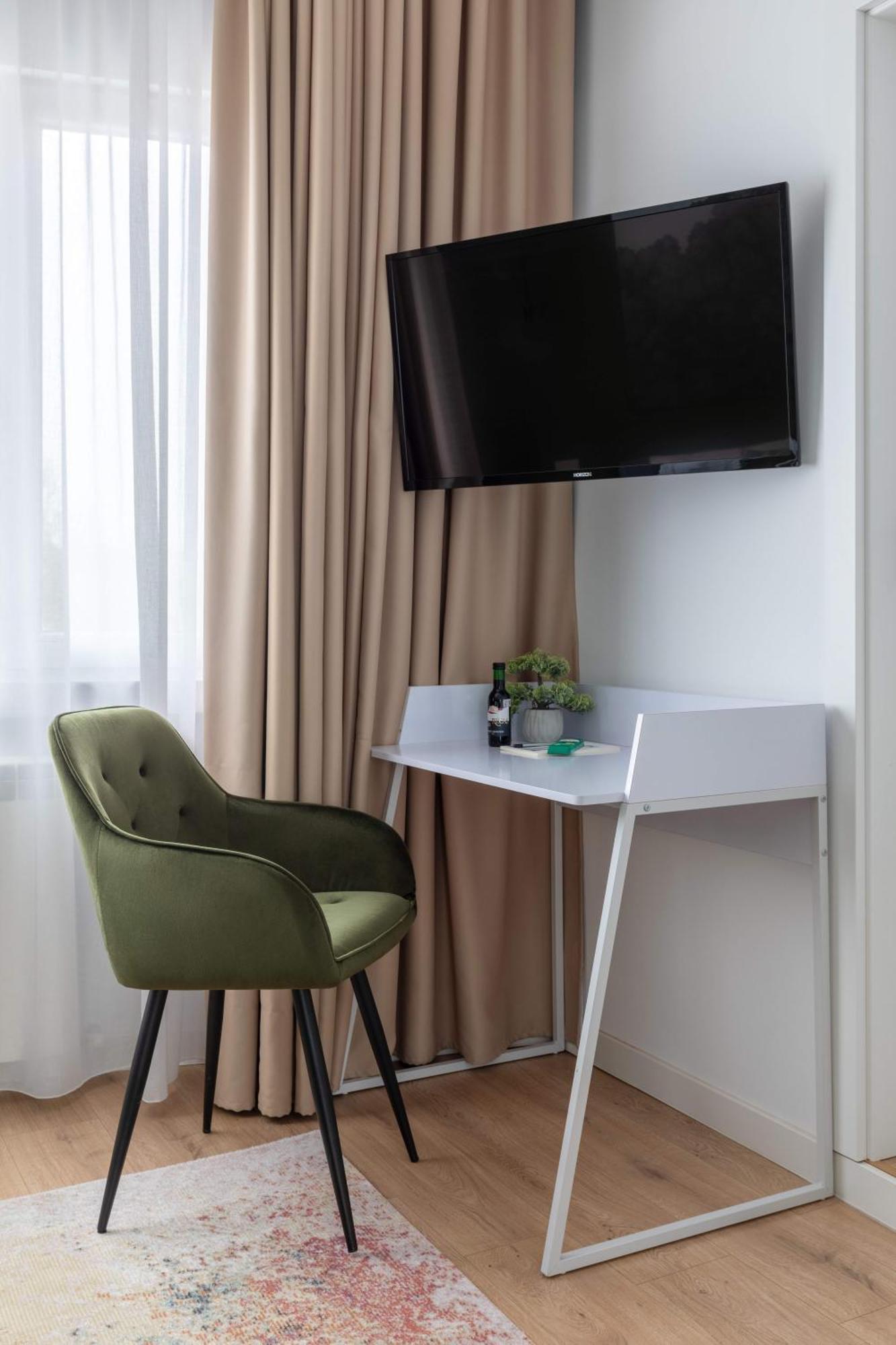 Holt - Out Of The Woods Apartment Bucharest Luaran gambar
