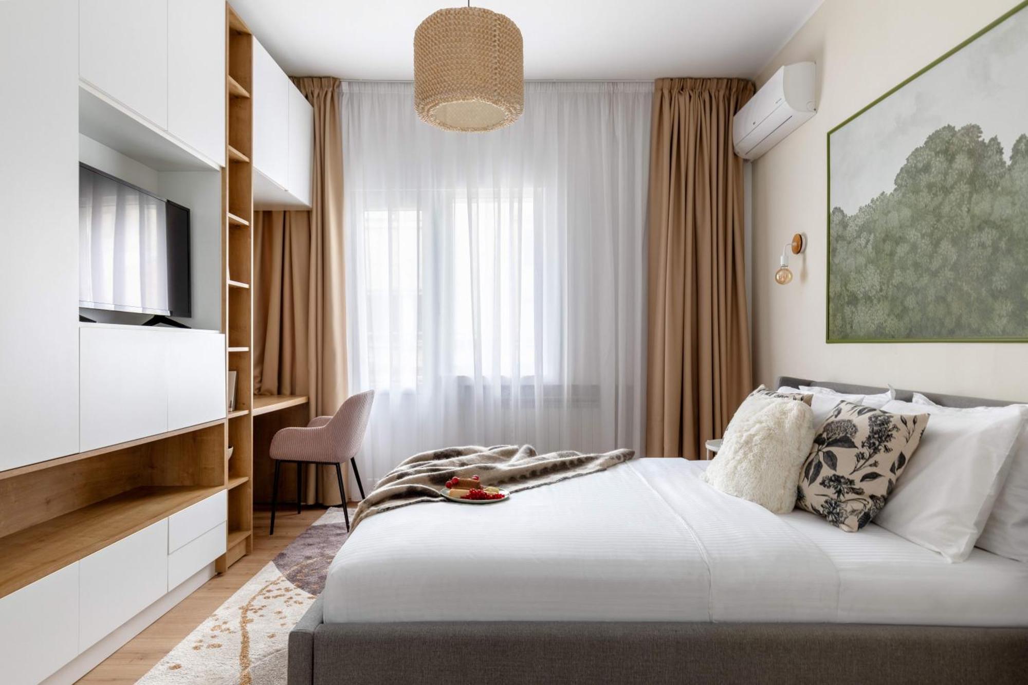Holt - Out Of The Woods Apartment Bucharest Luaran gambar